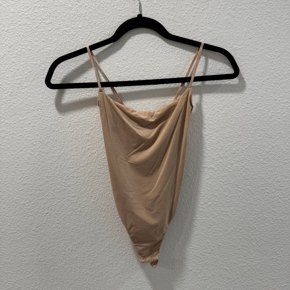 Skims Cami Bodysuit (Clay - XXS)